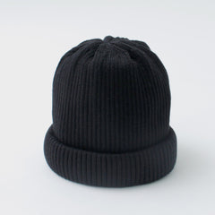 black / F