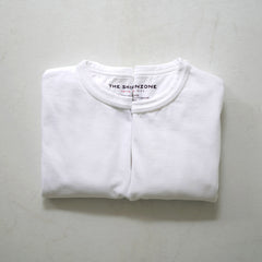 white / F0