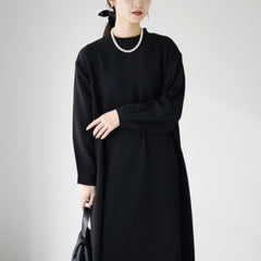 black / F