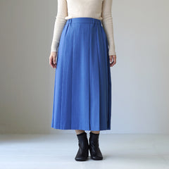 blue / F