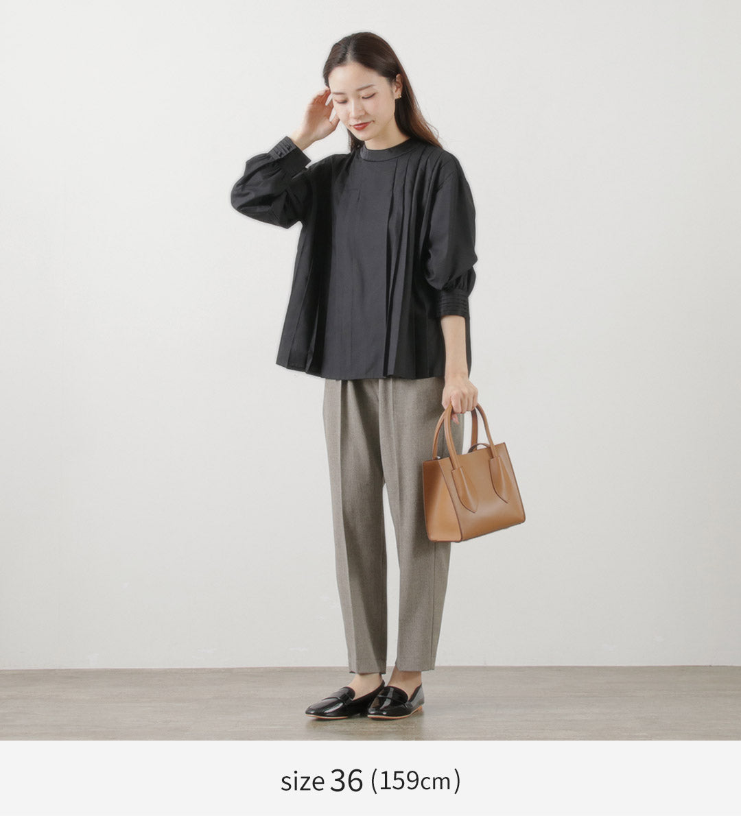 WHYTO.(ホワイト) フロント プリーツ ブラウス