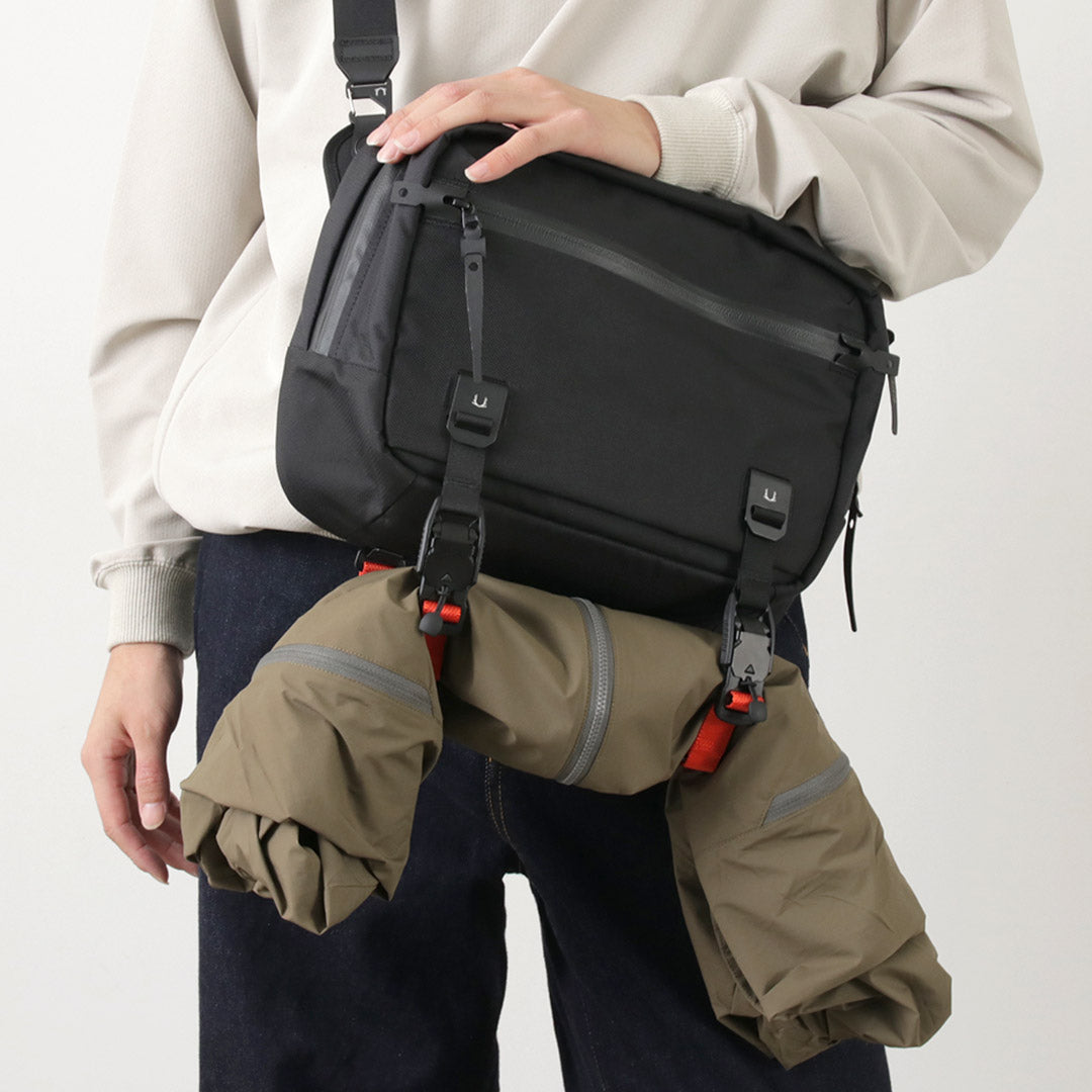 BLACK EMBER(ブラックエンバー) V-バックル コンプレッション ストラップ