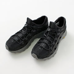black / 26