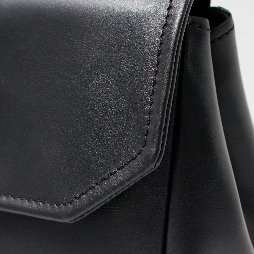 ANVOCOEUR(アンヴォクール) リシュレッカ Rislokka レザー ハンドバッグ