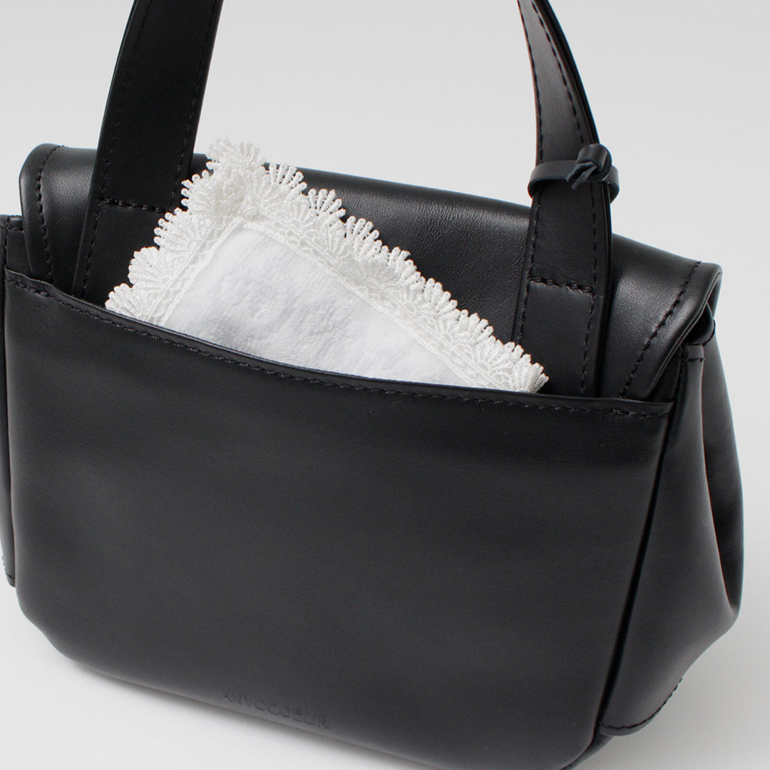 ANVOCOEUR(アンヴォクール) リシュレッカ Rislokka レザー ハンドバッグ