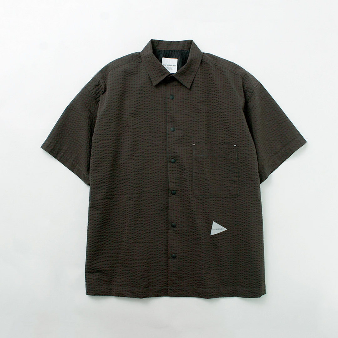 【30%OFF】AND WANDER(アンドワンダー) ドライソフト シアサッカー ショートスリーブシャツ