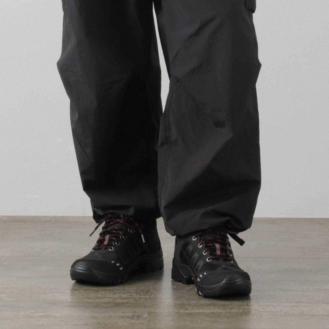 AND WANDER(アンドワンダー) オーバーサイズ カーゴパンツ 2025年モデル