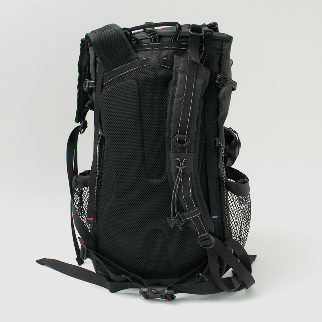 AND WANDER(アンドワンダー) エコパック 30L バックパック