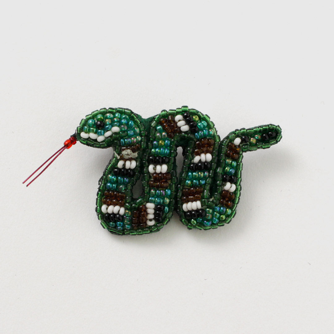 BEADED ACCESSORIES(ビーズアクセサリー) ビーズ ピンバッジ S