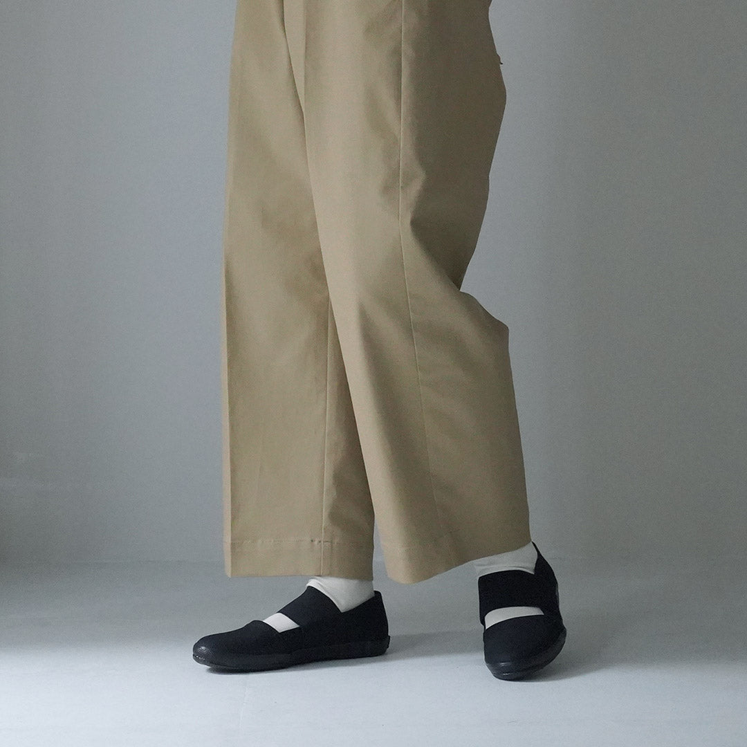 PRAS(プラス)コンフィー スリッポン