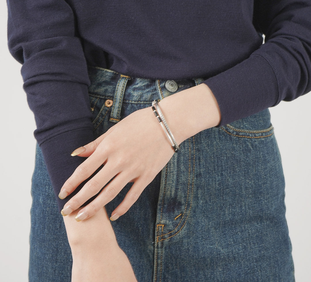 CHALISA T..(チャリッサ・ティー) ブラックオニキス チューブビーズ シルバーブレスレット シルバー925