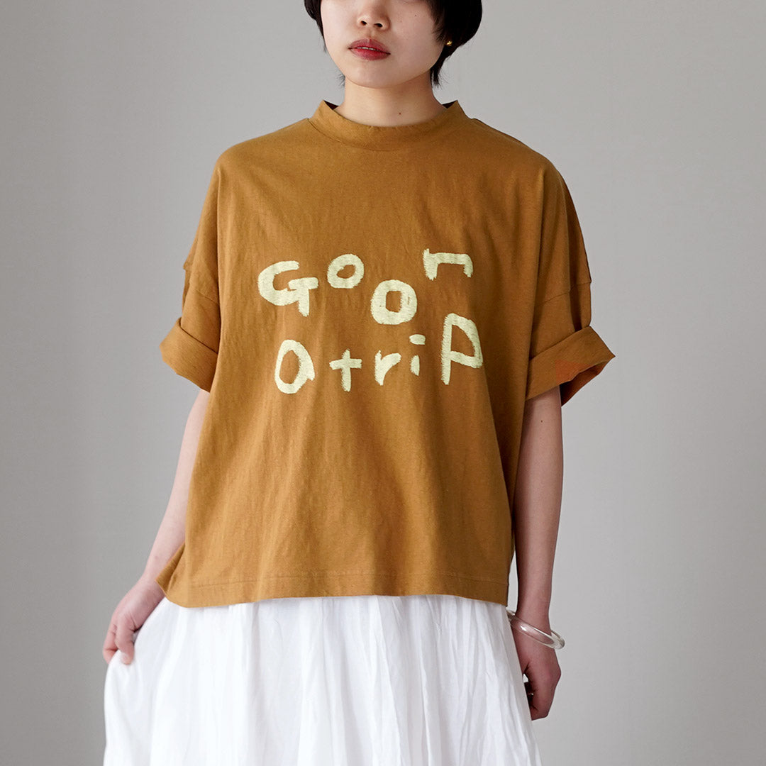 TUMUGU(ツムグ) ラフィ天竺 モックネック プリントT ( go on a trip ) 日本製