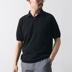 black / M