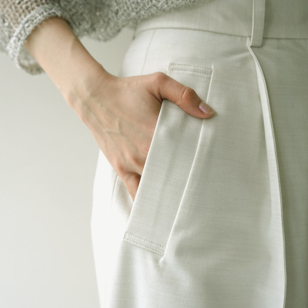 【30%OFF】YENN(イェン) カーブ テーパードパンツ