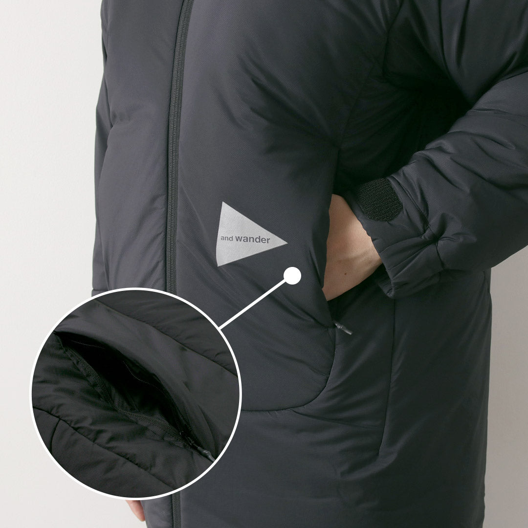 AND WANDER(アンドワンダー) トップ フリース コート