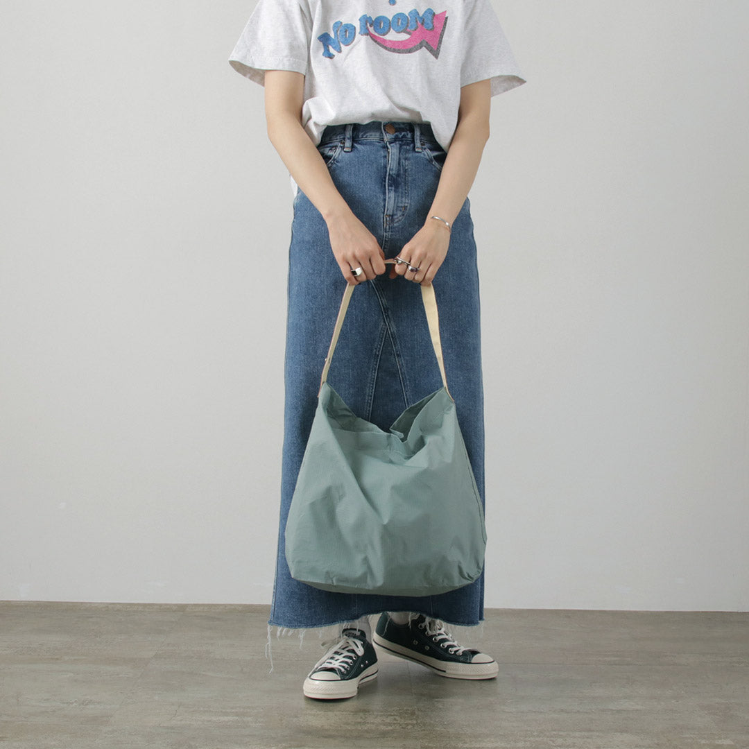 phaduA(パ・ドゥア) リップストップナイロン レザーサック/ショルダーバッグ