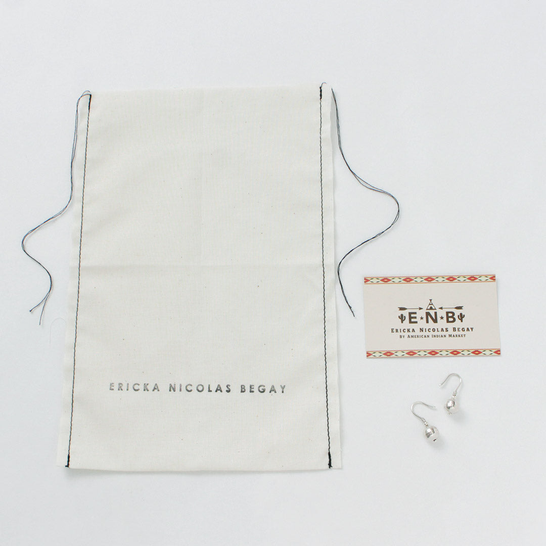 ERICKA NICOLAS BEGAY(エリッカ ニコラス ビゲイ) ナバホパール フック ピアス