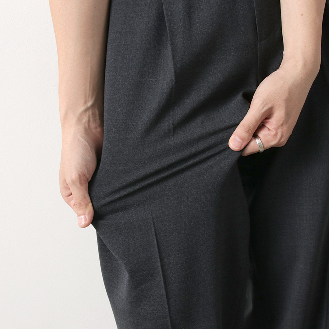 【30%OFF】WHITE MOUNTAINEERING(ホワイトマウンテニアリング) ストレッチツイル 1タックパンツ