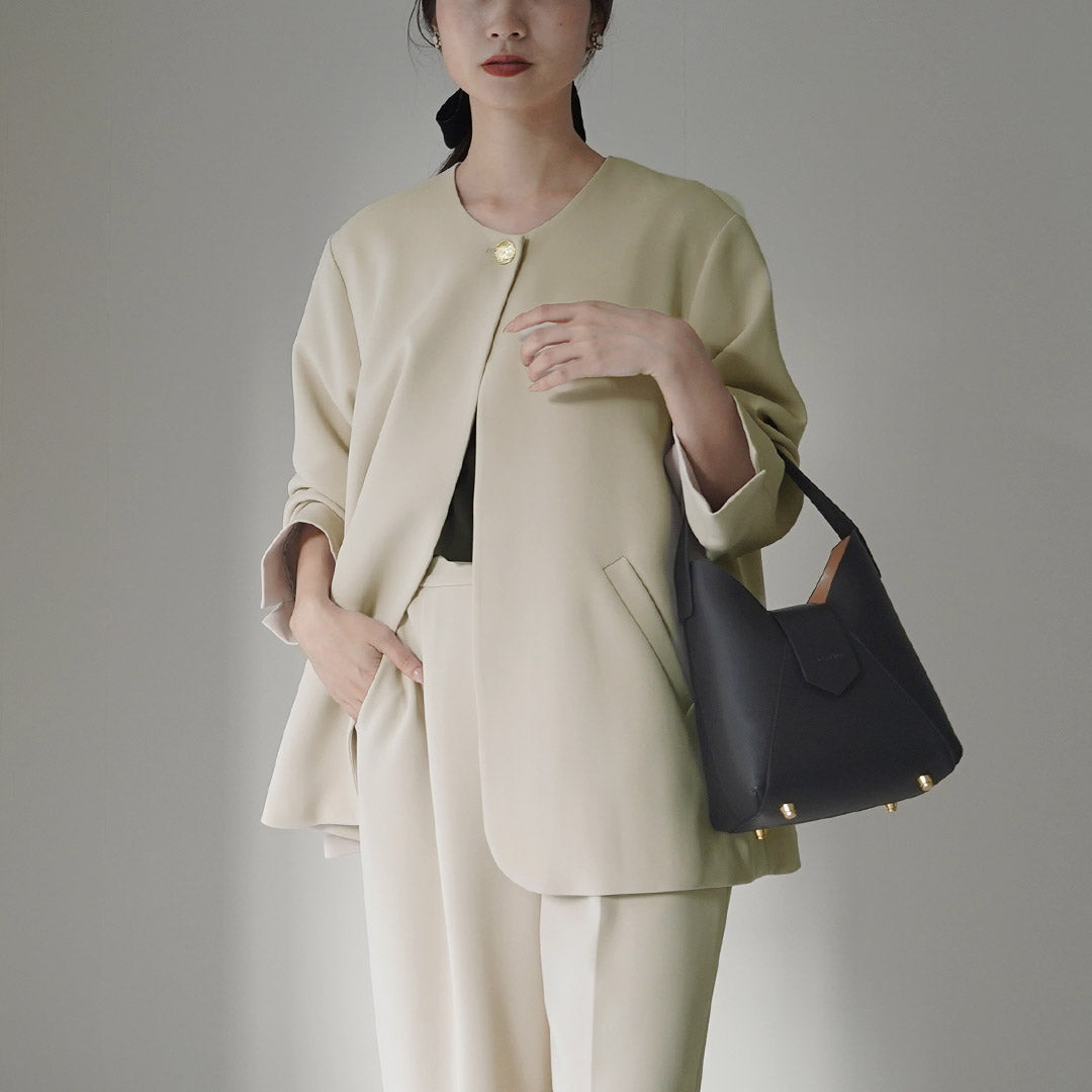 【30%OFF】CHIGNON(シニヨン) ノーカラージャケット