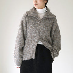 gray / F