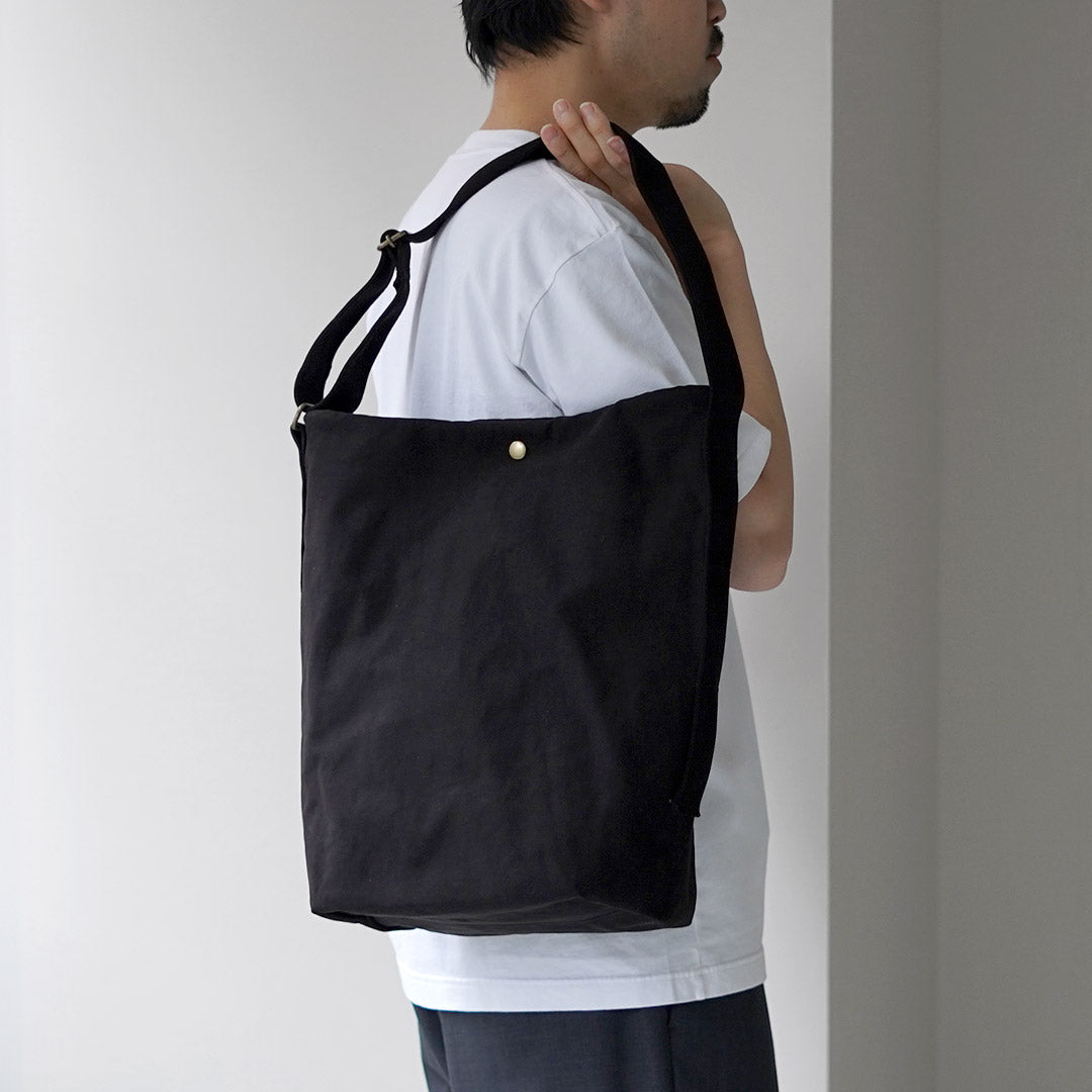 WHITE MOUNTAINEERING(ホワイトマウンテニアリング)トートバッグ