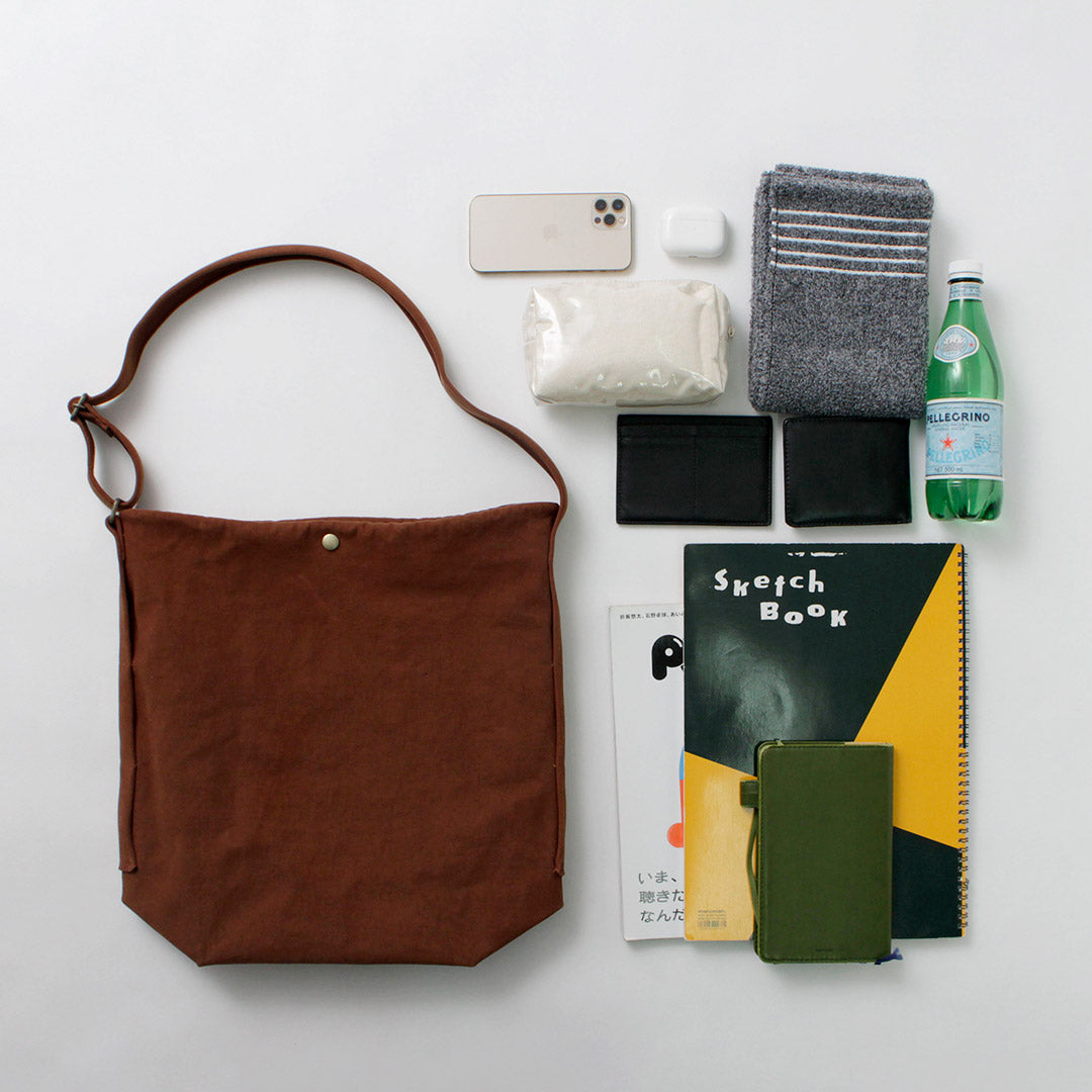 WHITE MOUNTAINEERING(ホワイトマウンテニアリング)トートバッグ