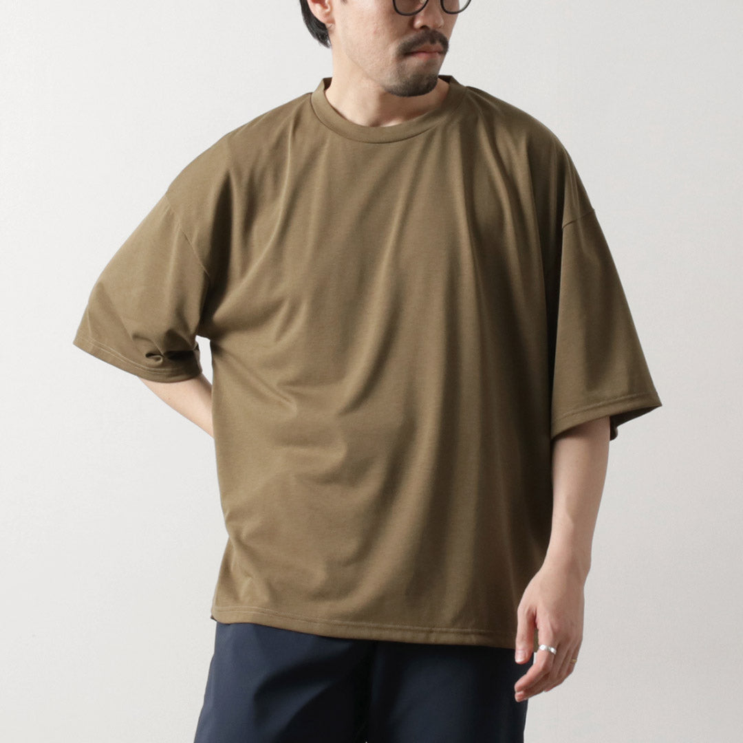 AXESQUIN(アクシーズクイン)