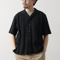 black / M