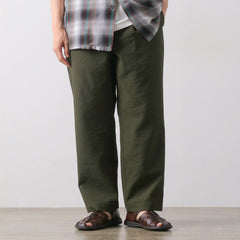olive / M