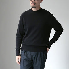 black / 3