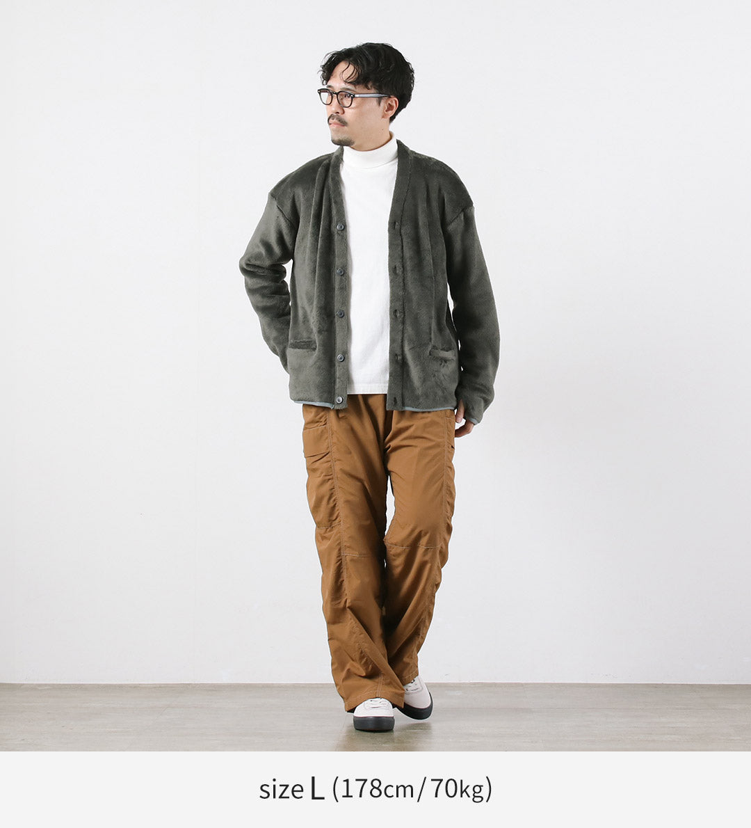 AXESQUIN(アクシーズクイン)