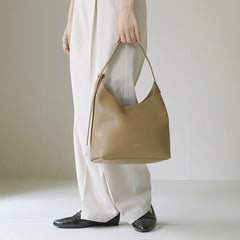 light-brown / F