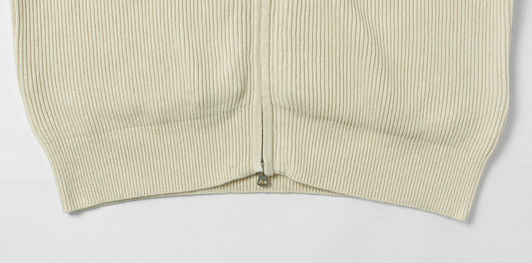 UNDYED(アンダイド)