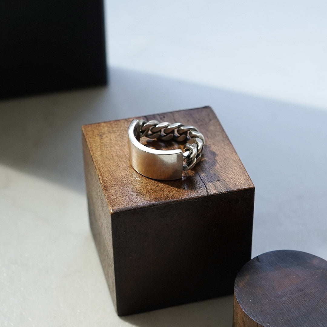 BARNSOUTFITTERS(バーンズアウトフィッターズ)