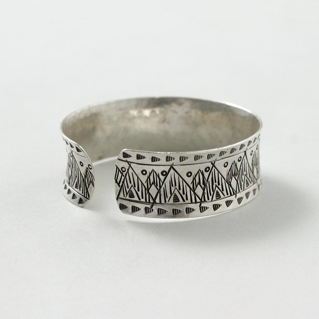 phaduA(パ・ドゥア) カレンシルバーバングル マウンテン ワイド