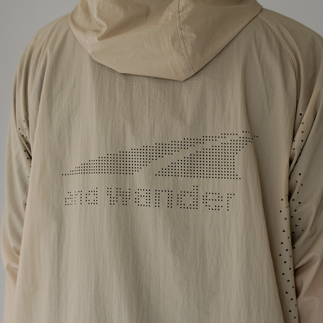 AND WANDER(アンドワンダー) アルトラ×アンドワンダー ベンチレーション ウインドジャケット