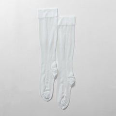 white / F