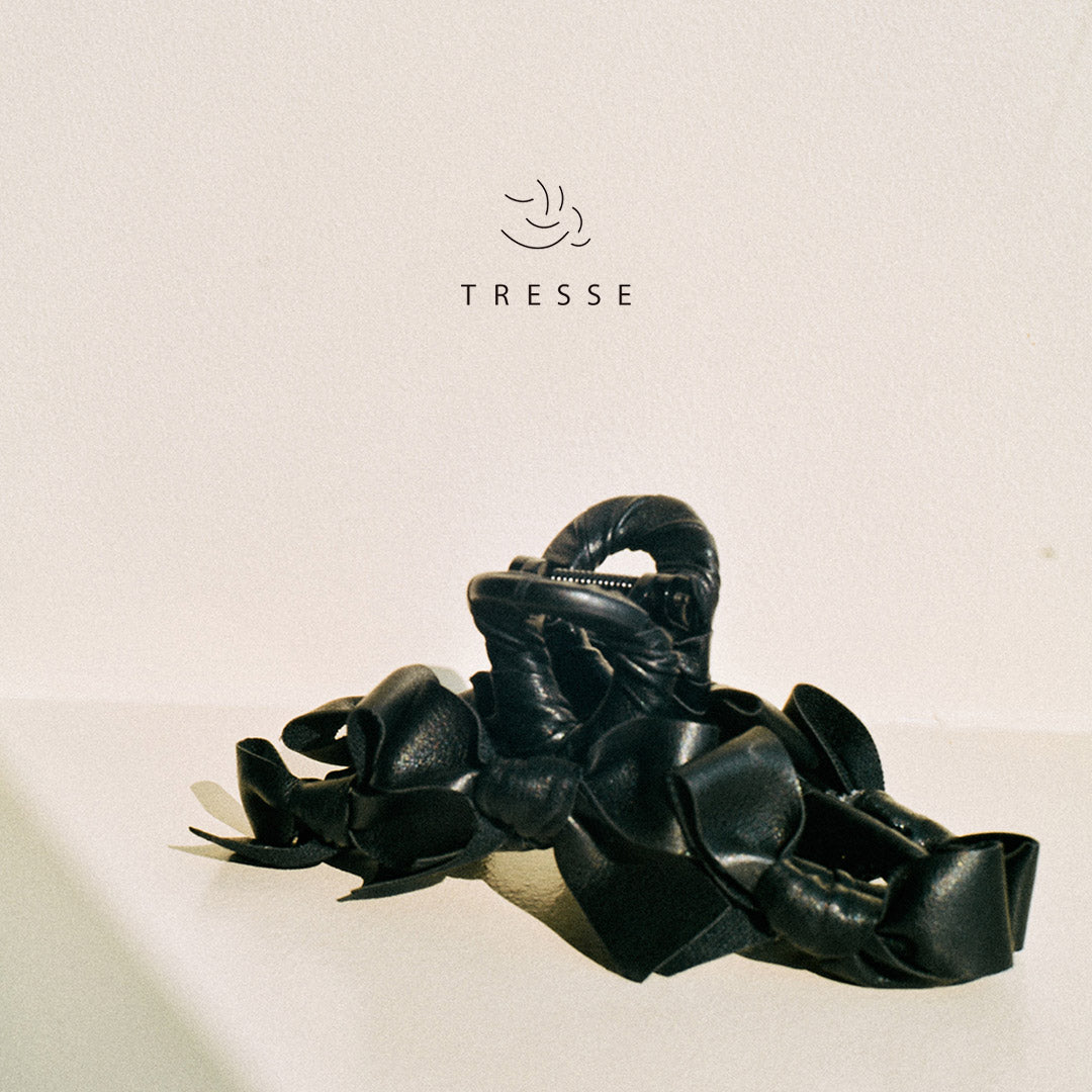 TRESSE(トレス) レザー リュバン(リボン) クリップ
