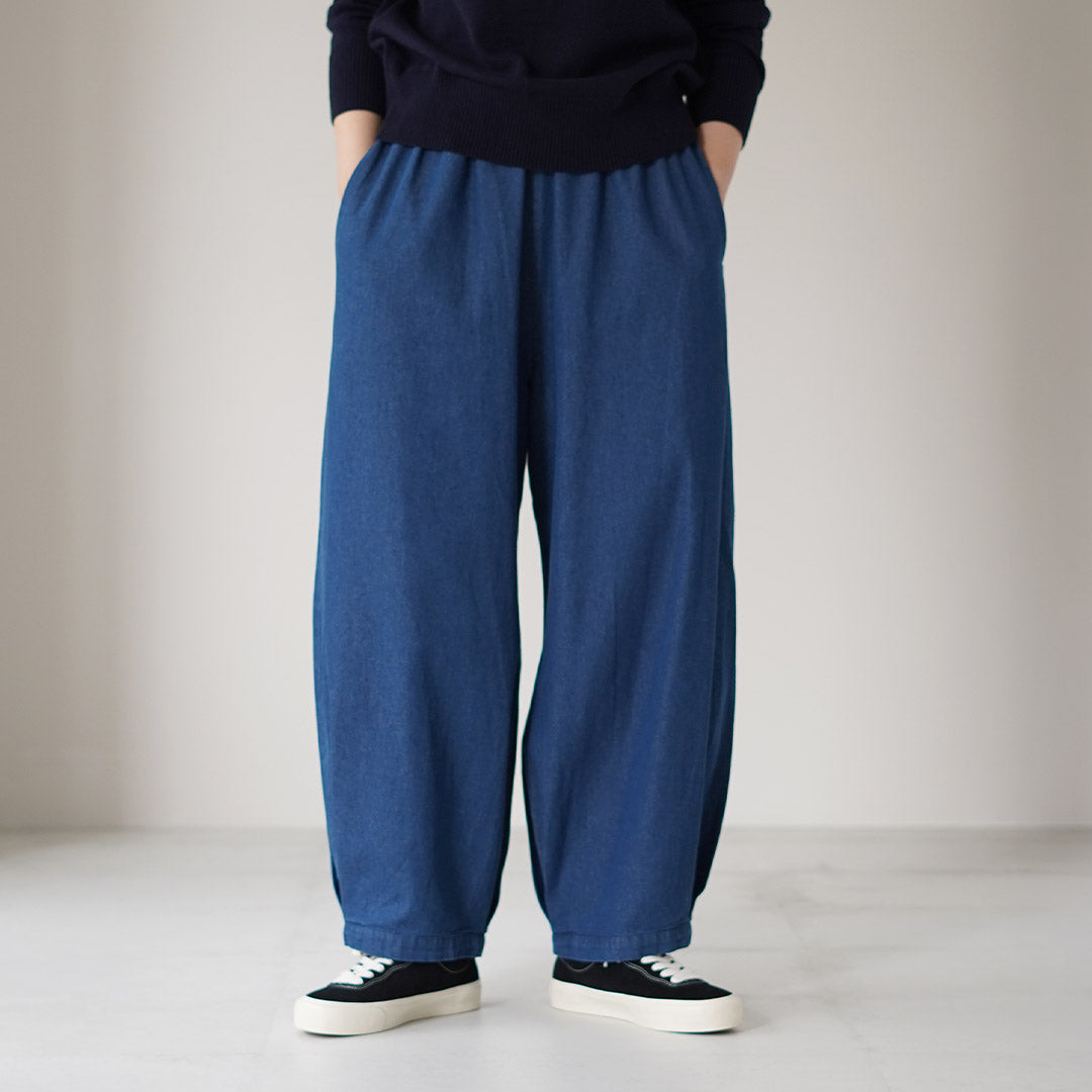 MAO MADE(マオメイド) T/Cデニム サイドタックバルーン パンツ