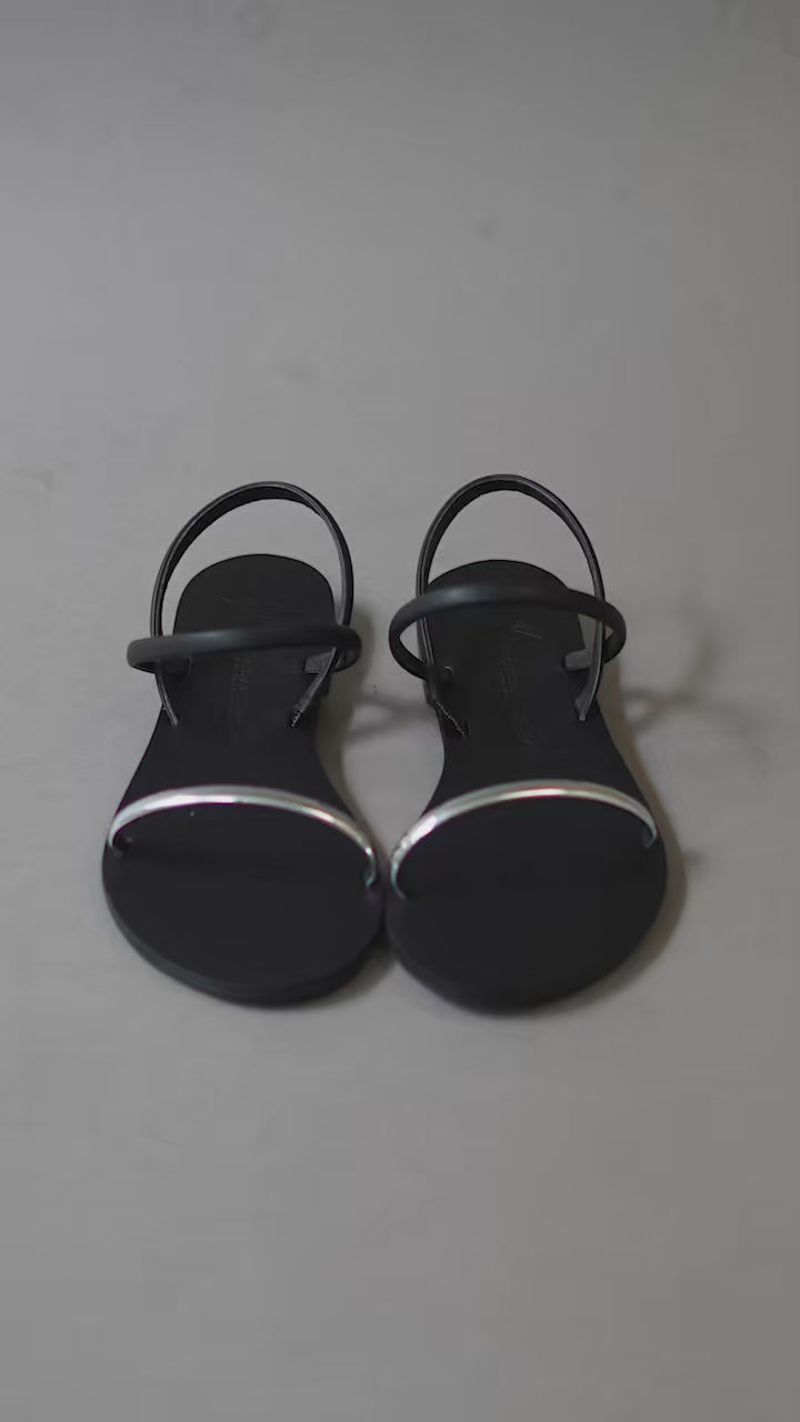 ニコラス NICOLAS LAINAS(ニコラス ライナス)】 FLAT SANDAL|allureville