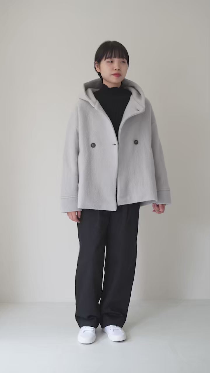 MAO MADE（マオメイド） ダブルボタン ミドル フ—ディー ジャケット