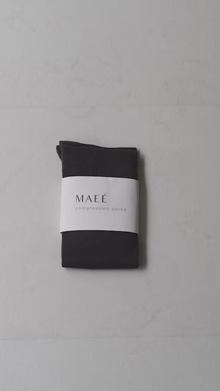 MAEE（マエエ） コンプレッションソックス コットン / 着圧ソックス