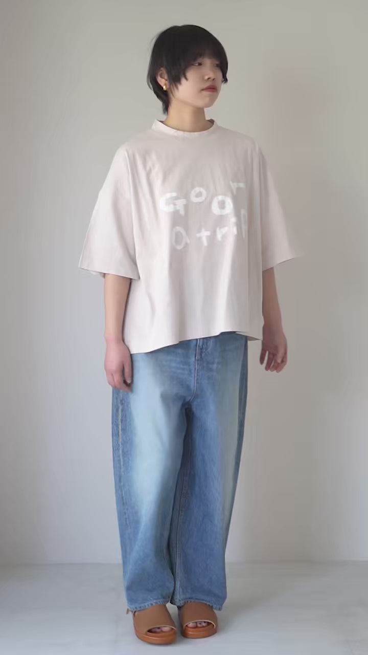 近年 美品✨慈雨　モックネック　変形ヘムカットソー　40 tumugu（ツムグ） ラフィ天竺2 プリント長袖T モックネック