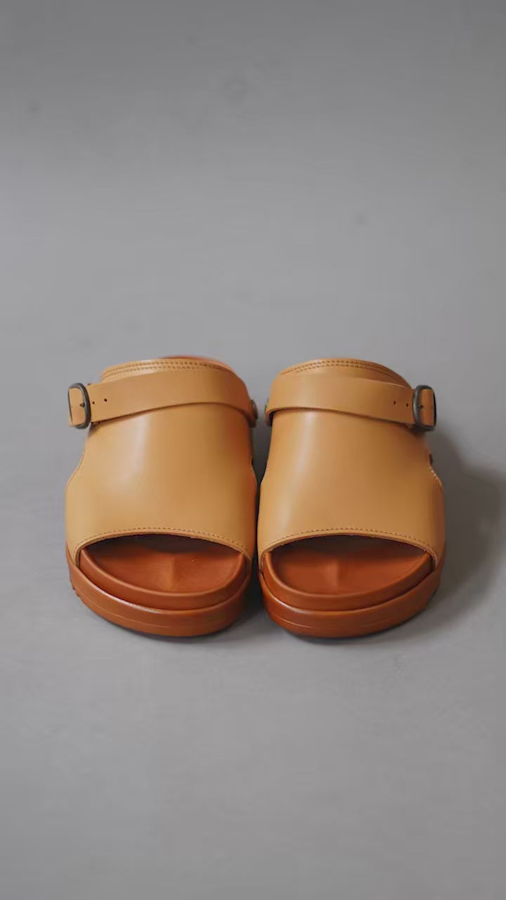 TUMUGU（ツムグ） tumugu×hcubuch loch ロッホ レザー サボサンダル