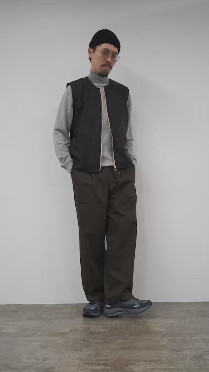 RE MADE IN TOKYO JAPAN（アールイーメイドイントウキョウジャパン