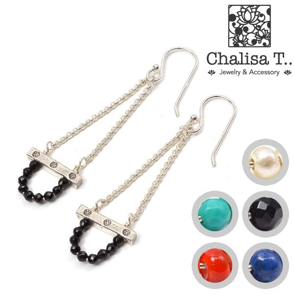 CHALISA T..(チャリッサ・ティー) ナチュラルスートン カレンシルバー セミサークルチェーン ピアス