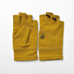mustard / M