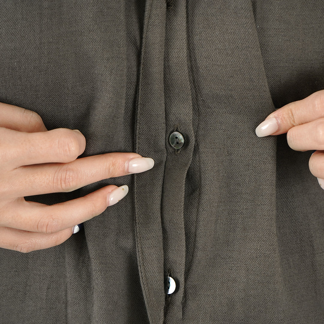 【50%OFF】MIDIUMI(ミディウミ) ギャザーシャツワンピース レディース 長袖 ロング 羽織り バンドカラー スタンドカラー ウール 日本製【セール】