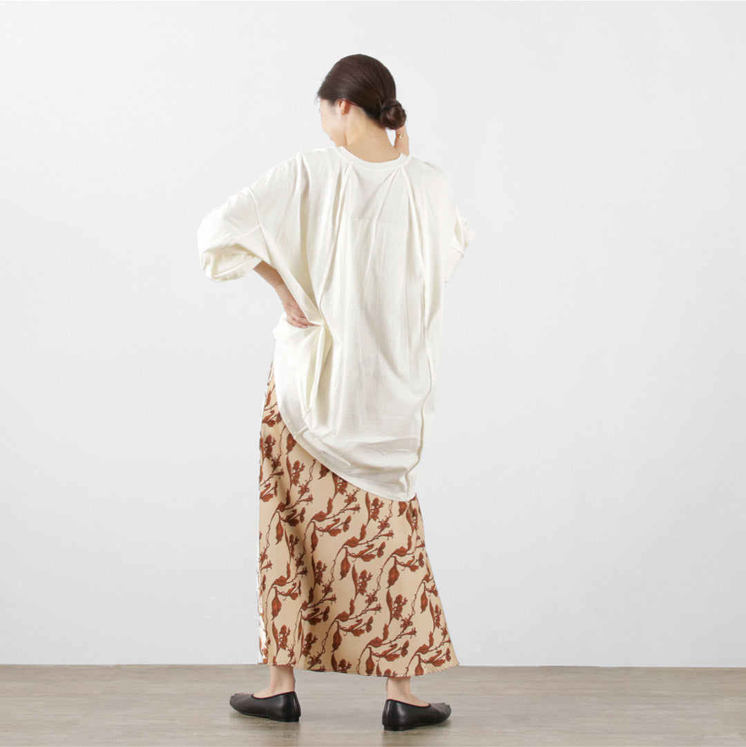 【50%OFF】YENN(イェン) カーブフォーム ロングTee