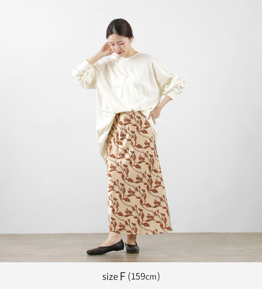 【50%OFF】YENN(イェン) カーブフォーム ロングTee